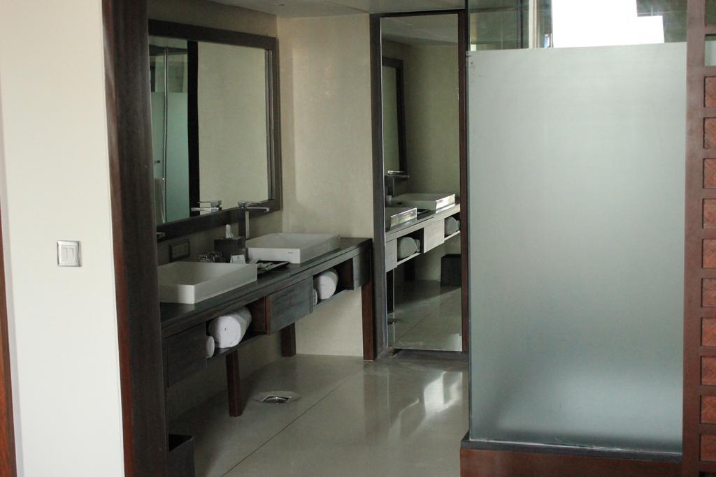 Holiday Inn & Suites Bengaluru Whitefield Exterior foto