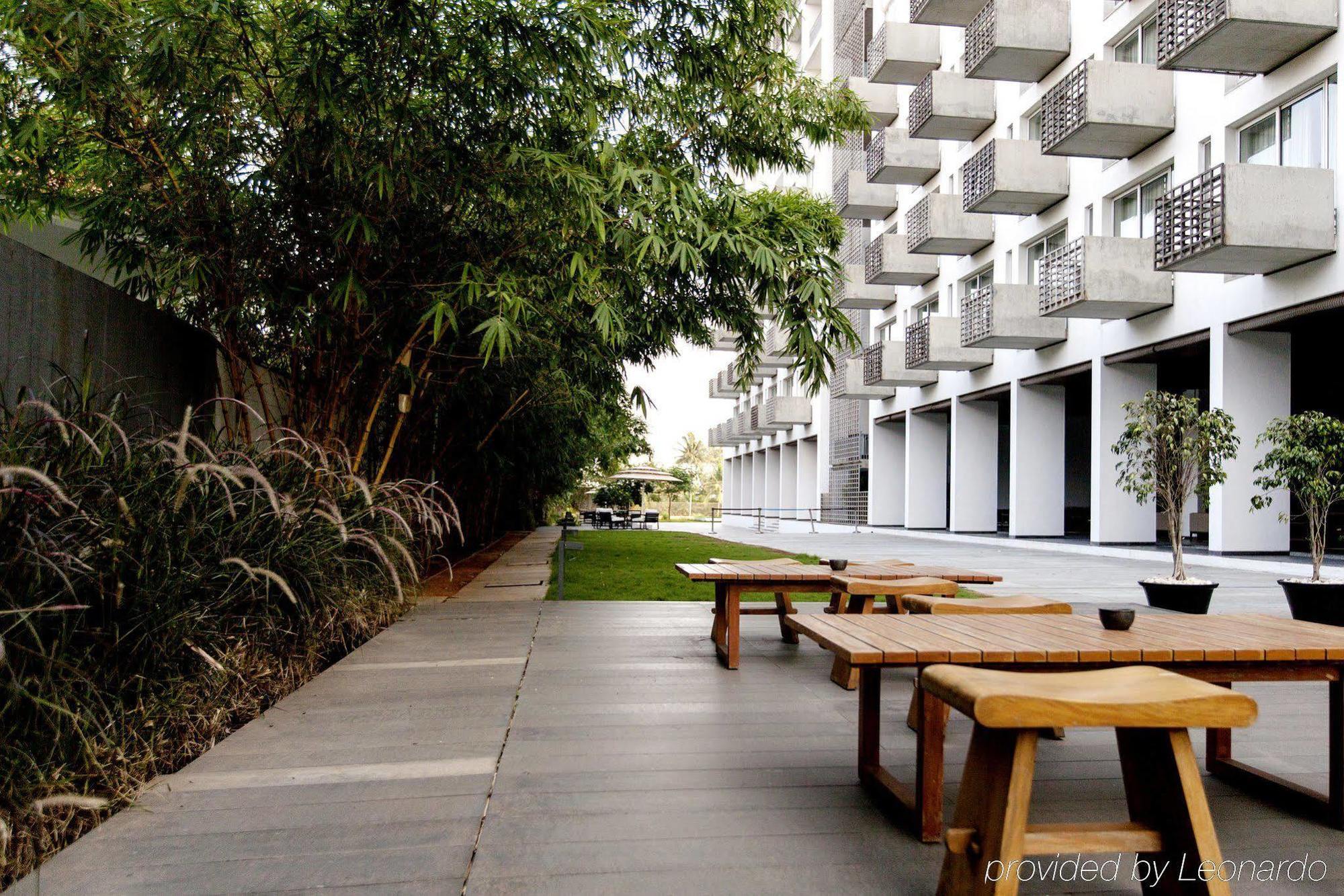 Holiday Inn & Suites Bengaluru Whitefield Exterior foto